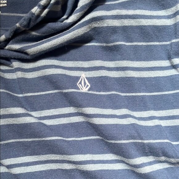 🌺Boys Navy and Light Blue Striped Hoodie - Picture 3 of 4